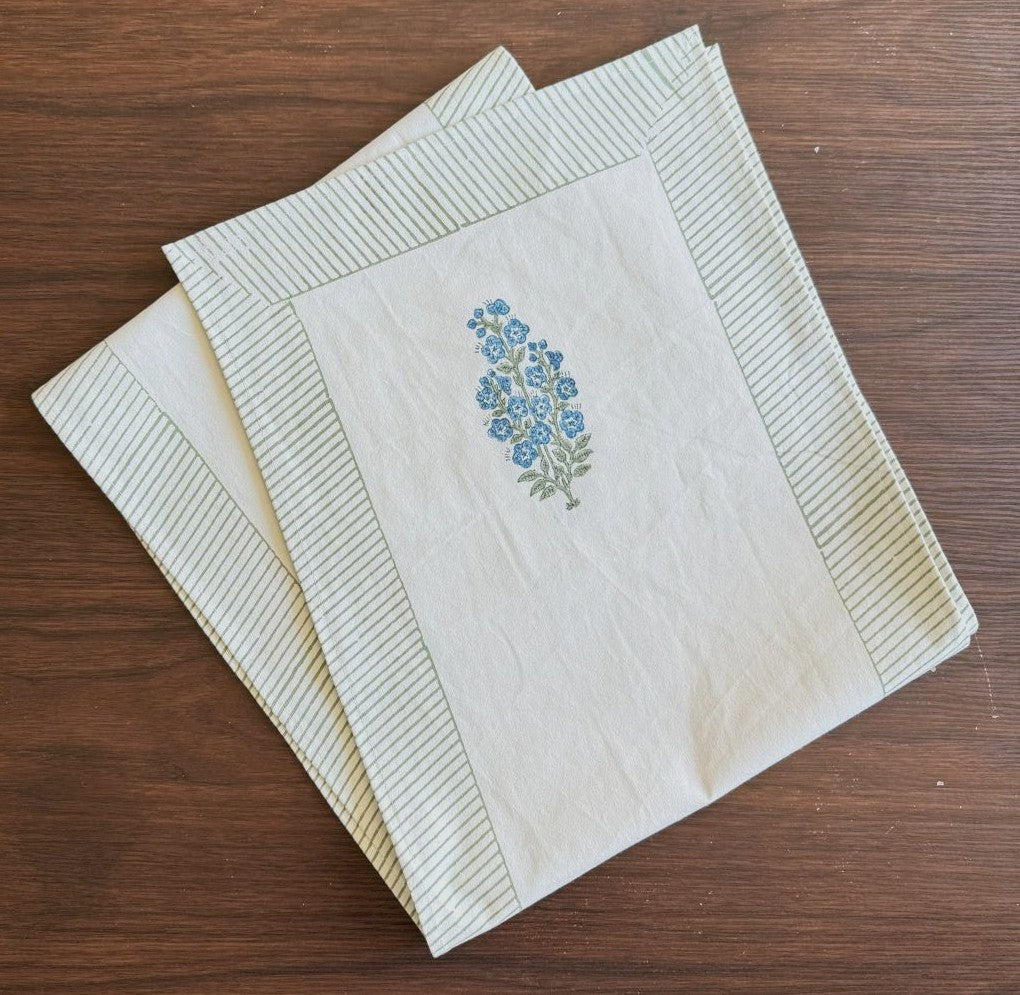 Table Runner | Blue Bouquet