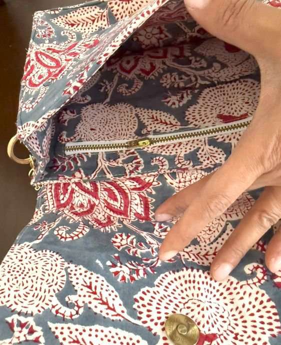 Crossbody Bag | Vintage