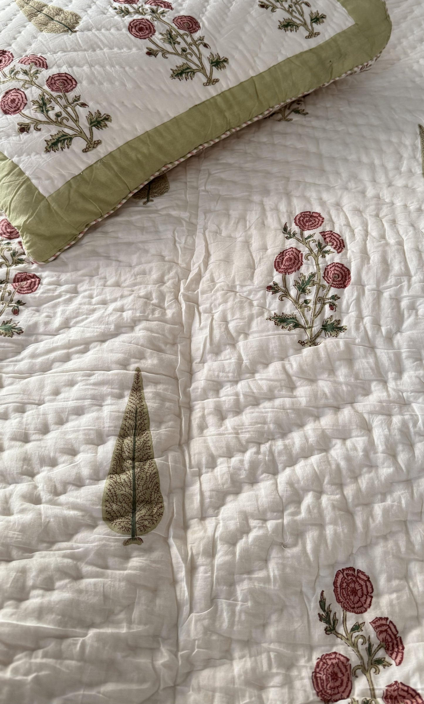 Quilt | Floral Roses
