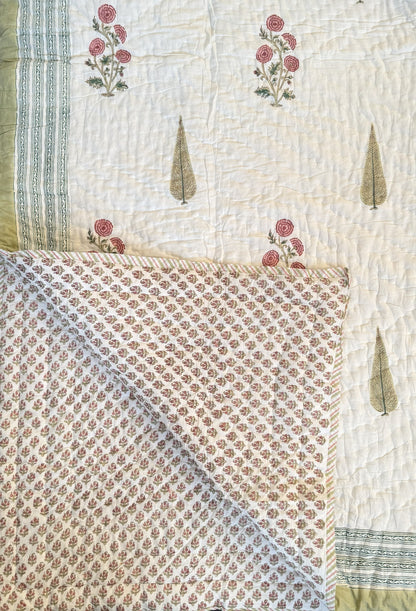 Quilt | Floral Roses