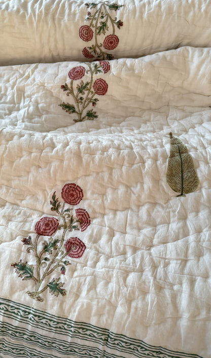 Quilt | Floral Roses