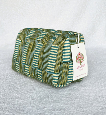 Pouch | Shades of Green