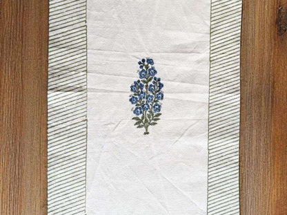 Table Runner | Blue Bouquet