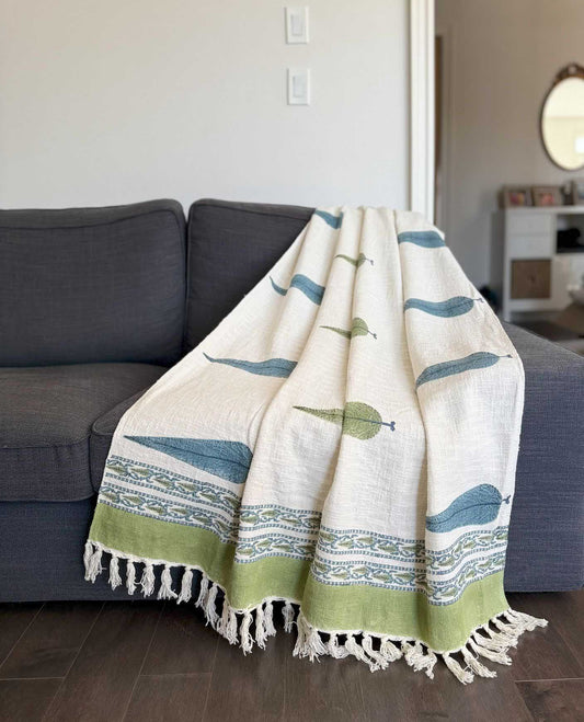 Throw | Cypress Green